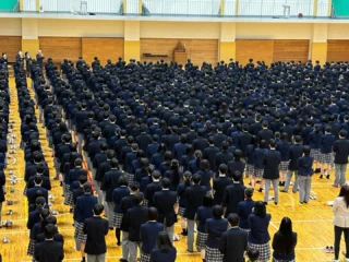 聖和学園高校の制服の買取相場は？制服買取業者がオススメな理由